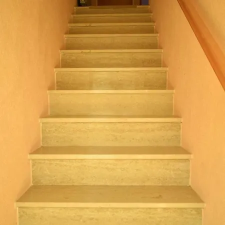 Holiday Apartment *